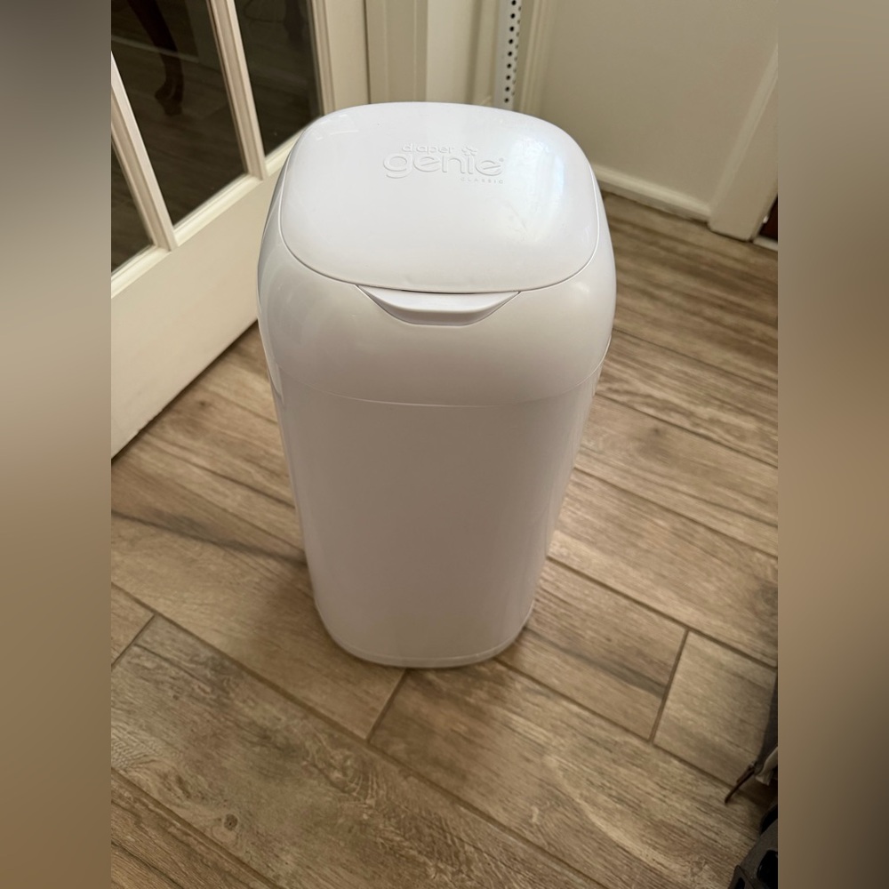 Diaper genie